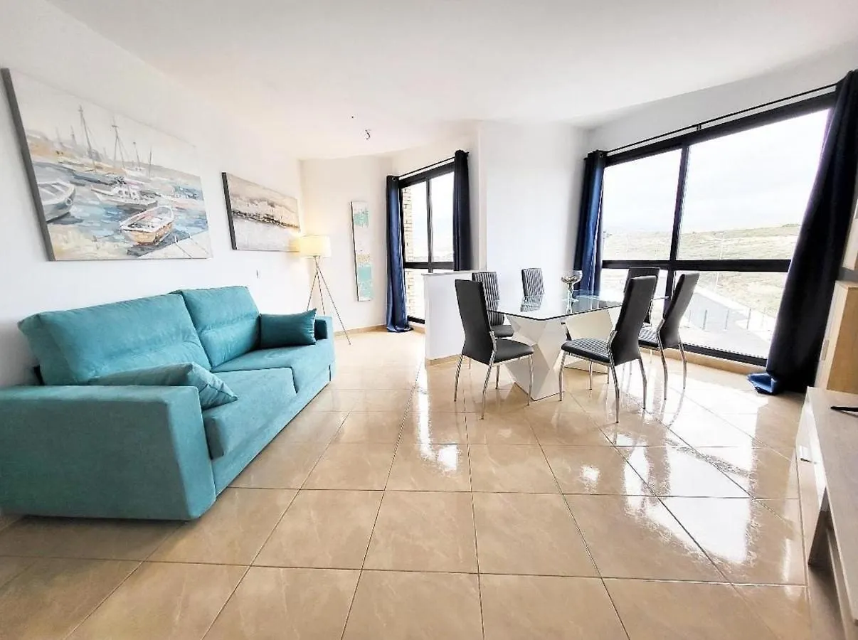 Apartamento Ocean Blue, Next To The Ocean, Fast Wi-Fi Los Abrigos 0*,