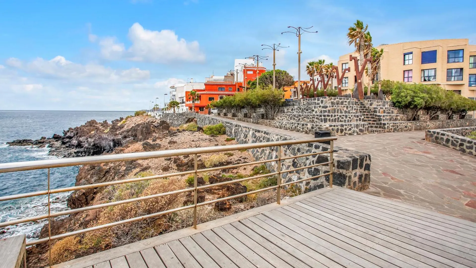 Apartamento Ocean Blue, Next To The Ocean, Fast Wi-Fi Los Abrigos 0*,  España