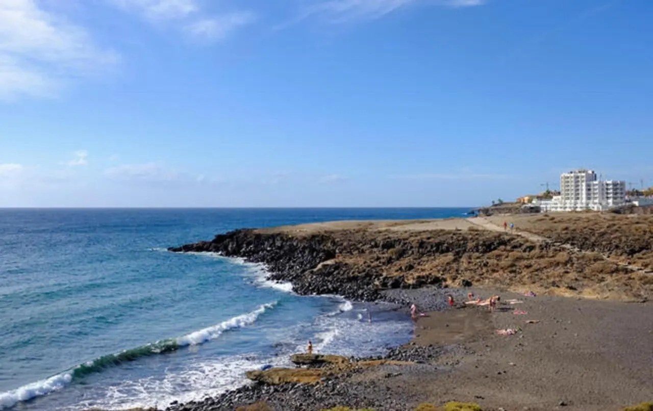 Apartment Ferienwohnung Ocean Blue, Next To The Ocean, Fast Wi-Fi Los Abrigos Spanien